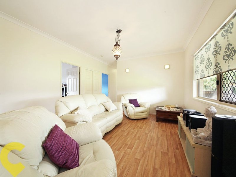 Photo - 258 Peterson Road, Morayfield QLD 4506 - Image 5