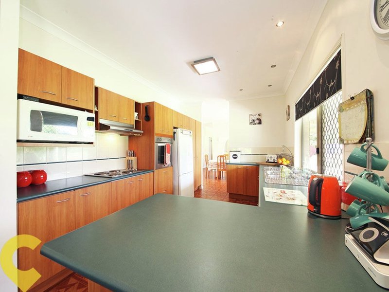 Photo - 258 Peterson Road, Morayfield QLD 4506 - Image 8