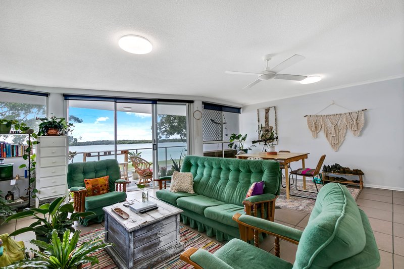 Photo - 2/58 Picnic Point Esplanade, Maroochydore QLD 4558 - Image 3