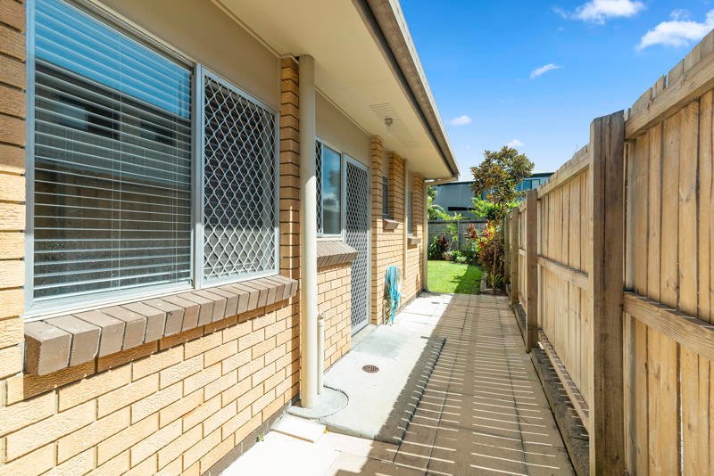 Photo - 2/58 Sarawak Avenue, Palm Beach QLD 4221 - Image 6