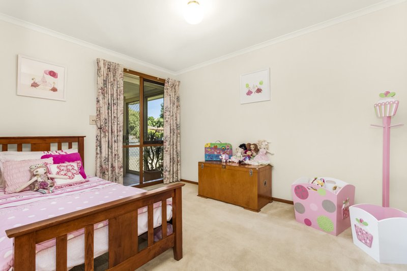 Photo - 2/58 Whalley Drive, Wheelers Hill VIC 3150 - Image 9