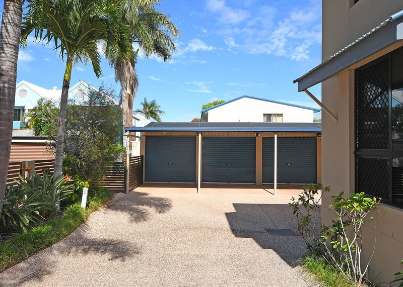 Photo - 2/580 Esplanade , Urangan QLD 4655 - Image 20