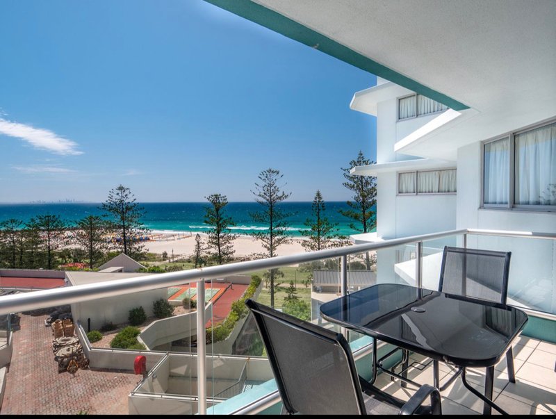 25/80 Marine Parade 'Ocean Plaza' , Coolangatta QLD 4225