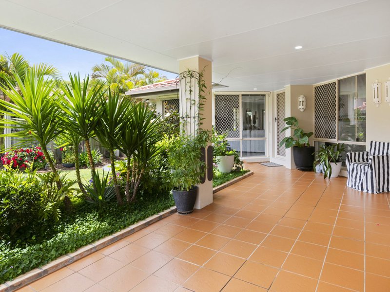 Photo - 25/88 Cotlew Street East , Southport QLD 4215 - Image 16