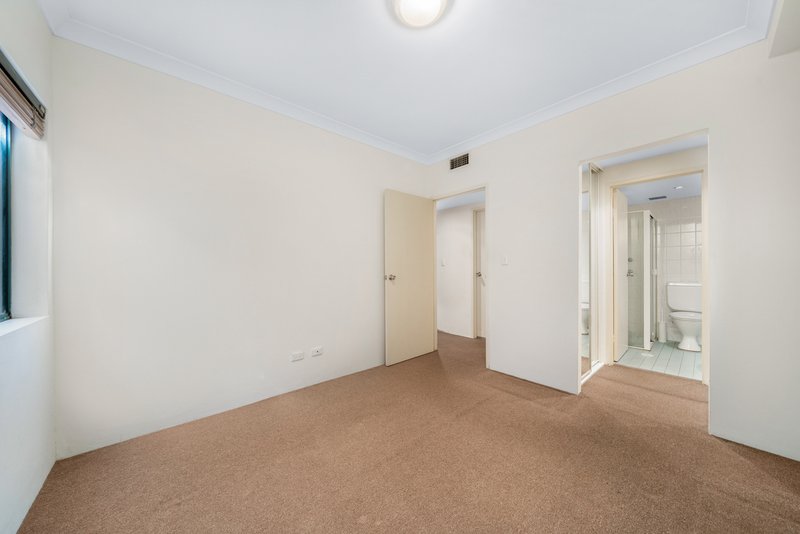 Photo - 25/9-19 Nickson Street, Surry Hills NSW 2010 - Image 3
