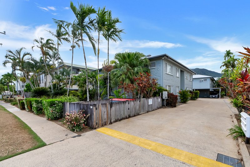 Photo - 2/59-61 Mccormack Street, Manunda QLD 4870 - Image 15