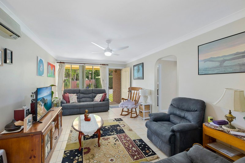 Photo - 2/59 Eastern Road, Tumbi Umbi NSW 2261 - Image 4