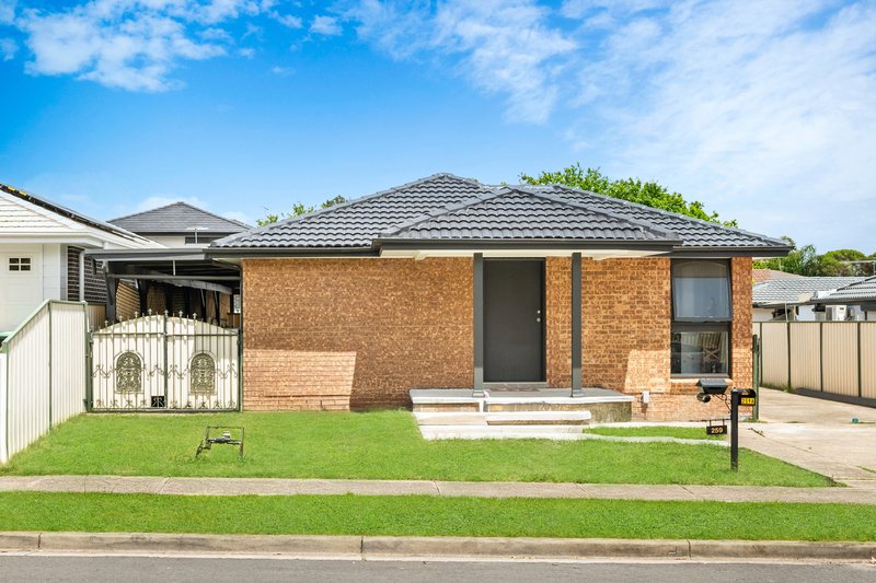 Photo - 259 Mimosa Road, Greenfield Park NSW 2176 - Image 2