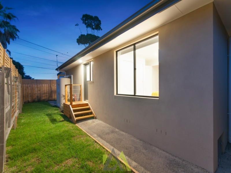 Photo - 2/59 Seaford Grove, Seaford VIC 3198 - Image 11