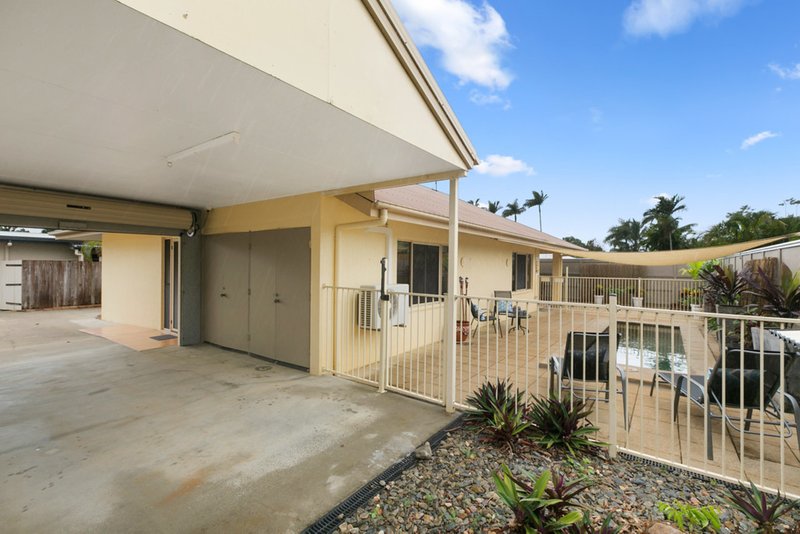 Photo - 2/59 Terebra Street, Palm Cove QLD 4879 - Image 3