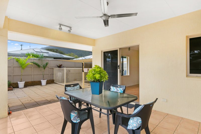 Photo - 2/59 Terebra Street, Palm Cove QLD 4879 - Image 4