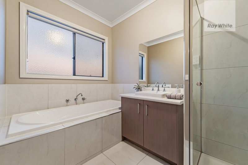 Photo - 259 Windrock Avenue, Craigieburn VIC 3064 - Image 13