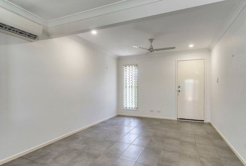 Photo - 25/93 Stanley Street, Brendale QLD 4500 - Image 3