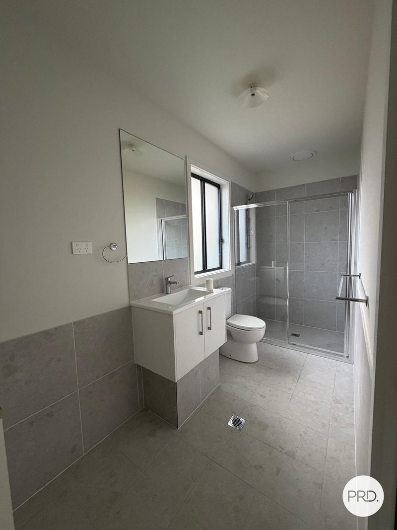 Photo - 25A Adrian Street, Macquarie Fields NSW 2564 - Image 8