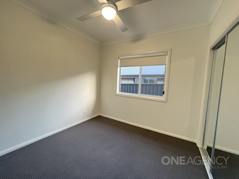 Photo - 25a Bonneville Boulevard, Goulburn NSW 2580 - Image 9