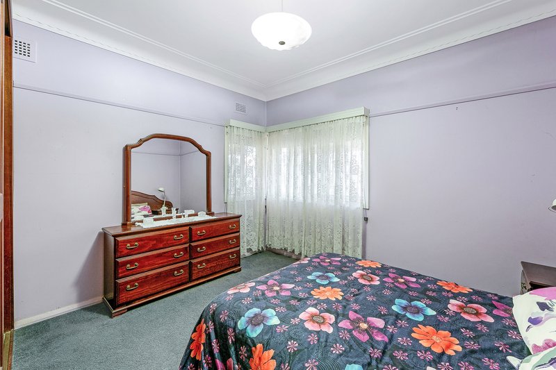 Photo - 25A Cragg Street, Condell Park NSW 2200 - Image 5