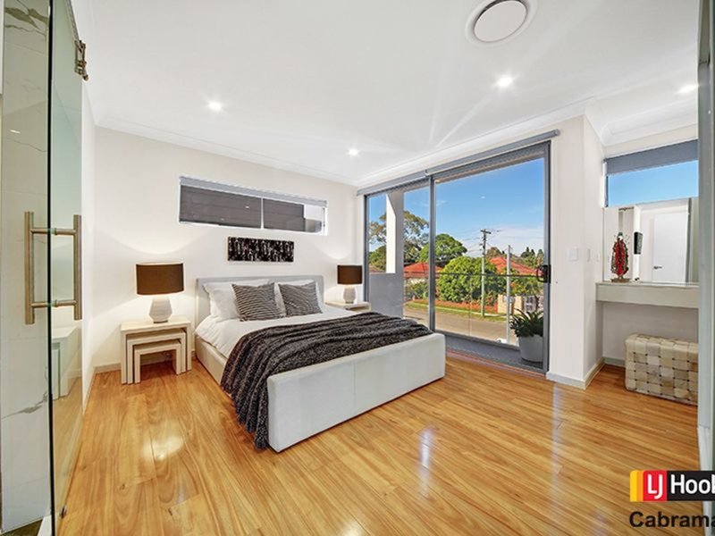 Photo - 25A George Street, Canley Heights NSW 2166 - Image 4