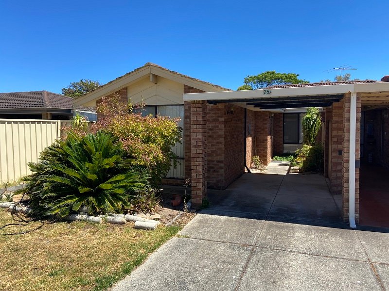 25a Goongarrie Drive, Waikiki WA 6169