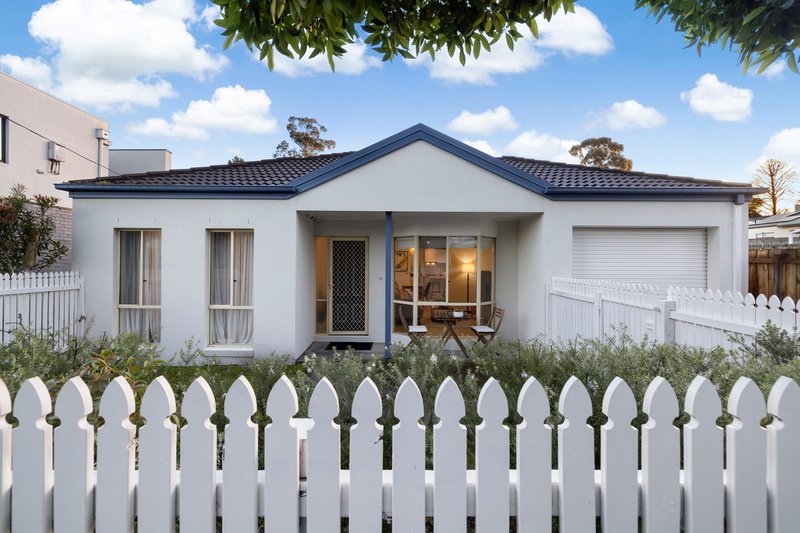Photo - 25A Jean Street, Cheltenham VIC 3192 - Image 1