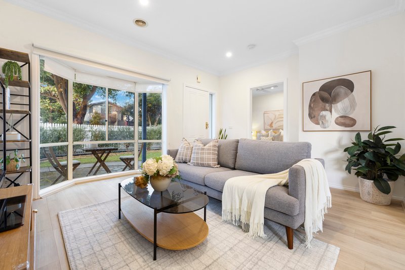 Photo - 25A Jean Street, Cheltenham VIC 3192 - Image 4
