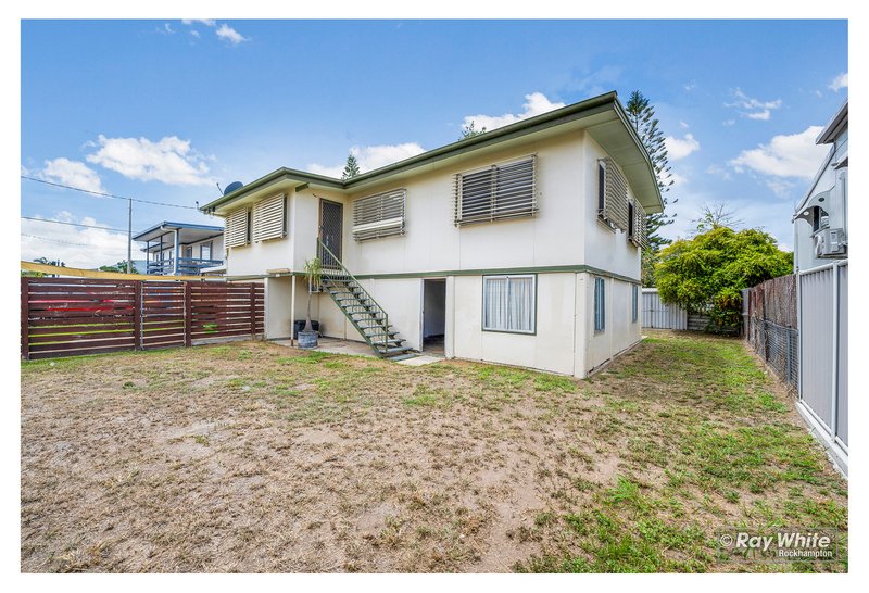 Photo - 25A Main Street, Park Avenue QLD 4701 - Image 9