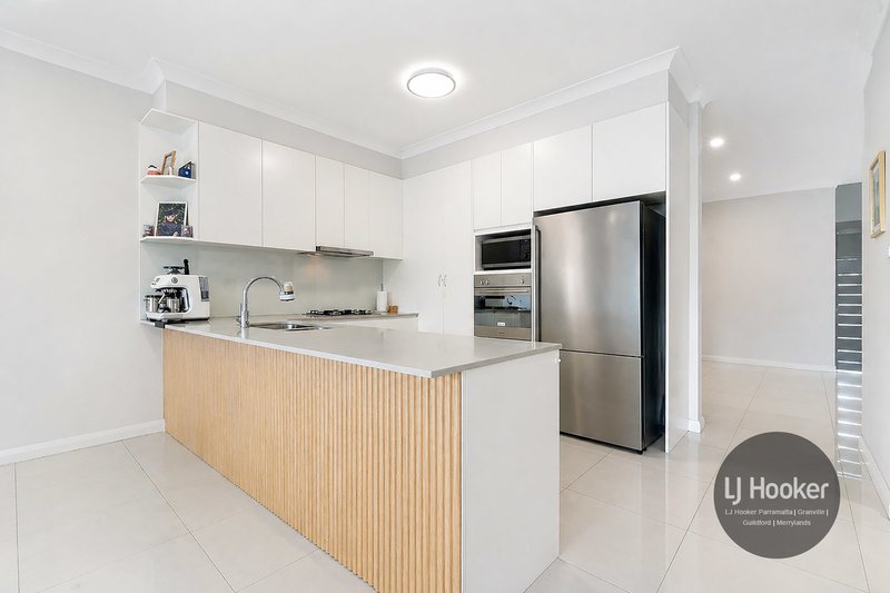 Photo - 25a Park Street, Merrylands NSW 2160 - Image 5