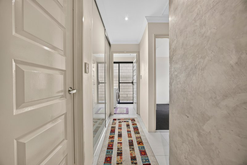 Photo - 25B Dallington Crescent, Balga WA 6061 - Image 4