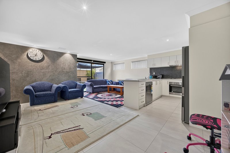 Photo - 25B Dallington Crescent, Balga WA 6061 - Image 5