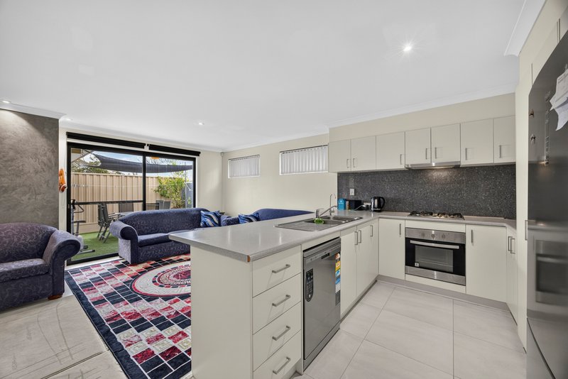 Photo - 25B Dallington Crescent, Balga WA 6061 - Image 9