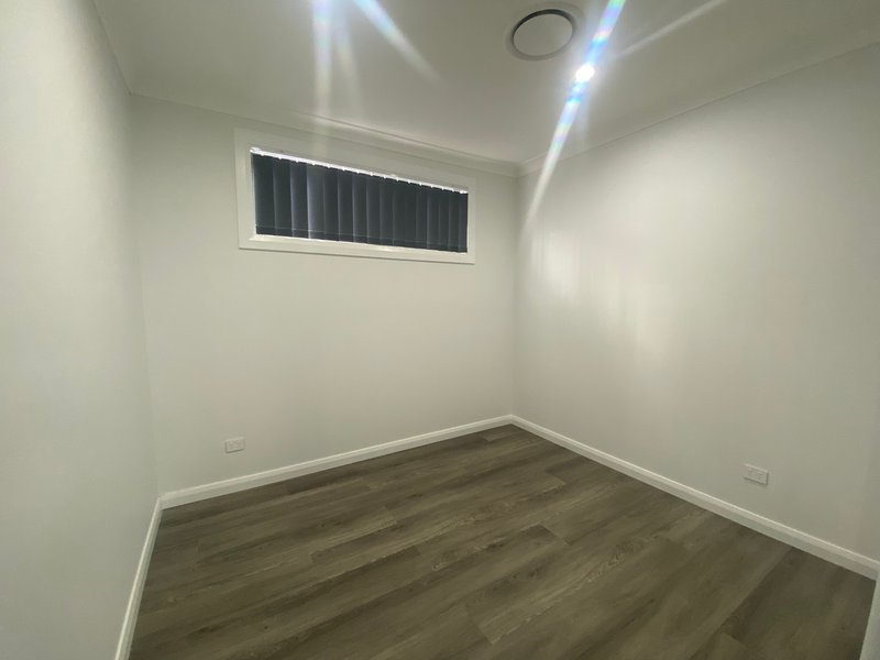 Photo - 25B Lyndley Street, Busby NSW 2168 - Image 13