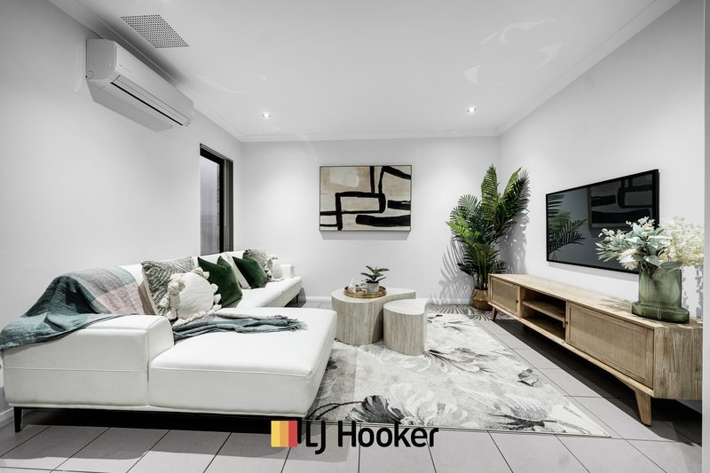 Photo - 25B Newhaven Way, Nollamara WA 6061 - Image 11