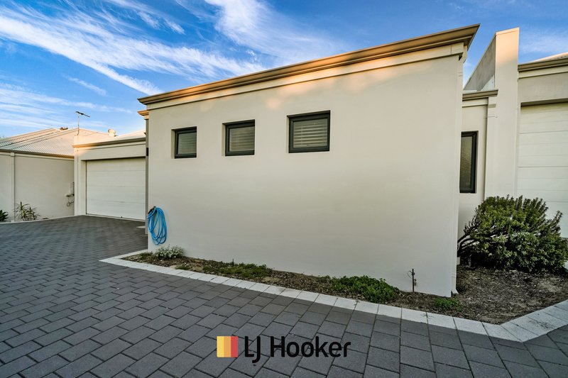 Photo - 25B Newhaven Way, Nollamara WA 6061 - Image 21