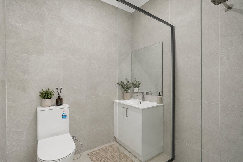 Photo - 25B Walderton Avenue, Balga WA 6061 - Image 10