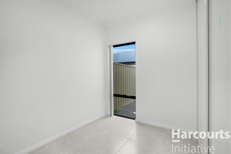 Photo - 25B Walderton Avenue, Balga WA 6061 - Image 14