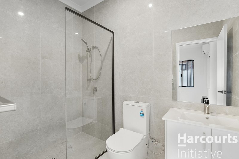 Photo - 25B Walderton Avenue, Balga WA 6061 - Image 15