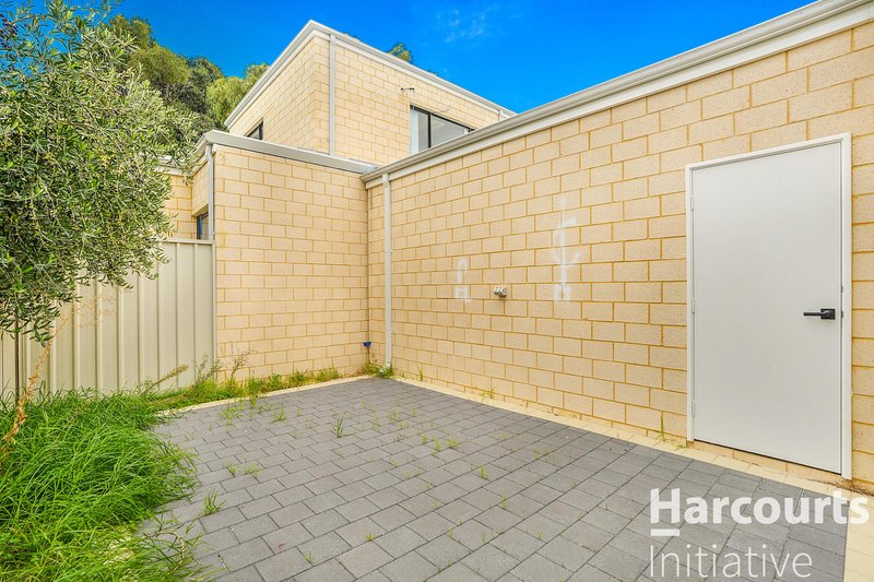 Photo - 25B Walderton Avenue, Balga WA 6061 - Image 17