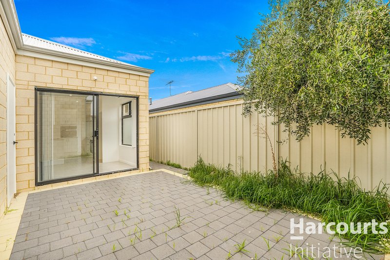 Photo - 25B Walderton Avenue, Balga WA 6061 - Image 18