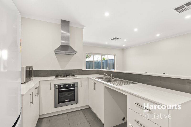 Photo - 25C Earnley Way, Balga WA 6061 - Image 4