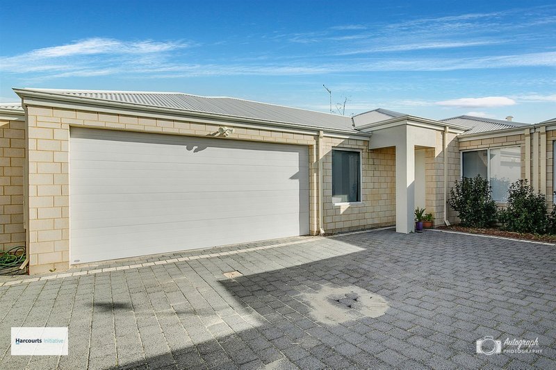 25c Mereworth Way, Marangaroo WA 6064