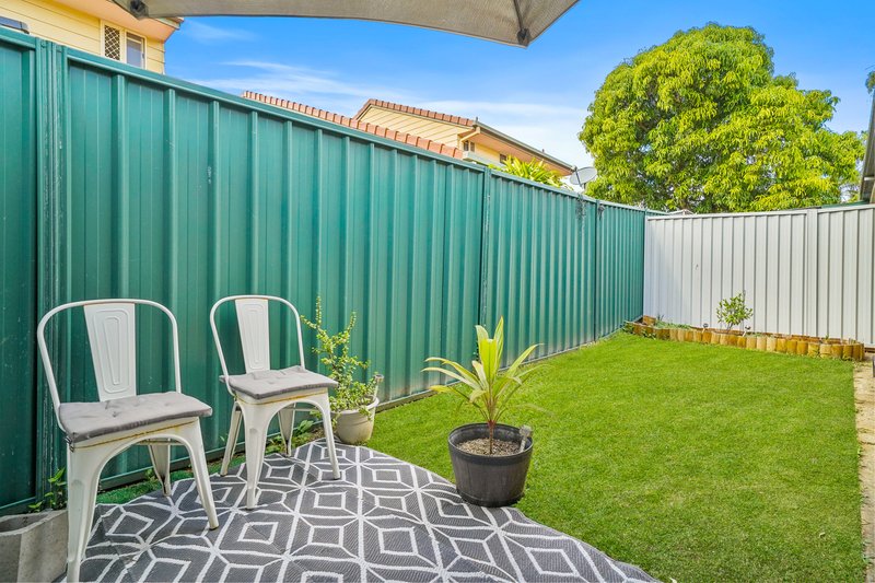 Photo - 2/6-10 Conoble Court, Eagleby QLD 4207 - Image 9