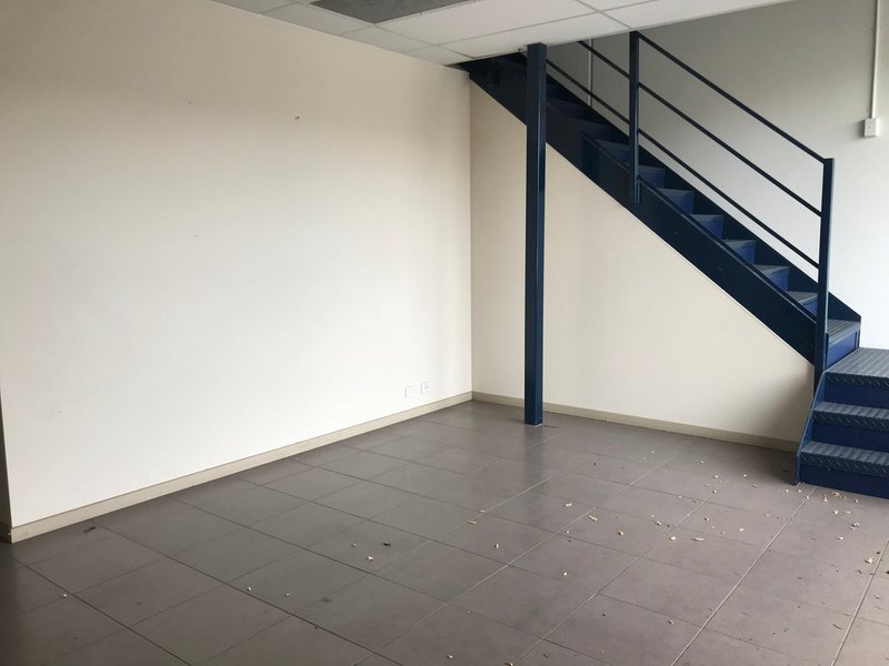 Photo - 26-28 Roberna Street, Moorabbin VIC 3189 - Image 7