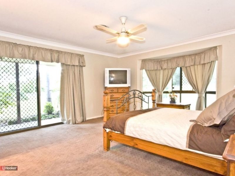 Photo - 26 - 42 Andall Road, Park Ridge South QLD 4125 - Image 10