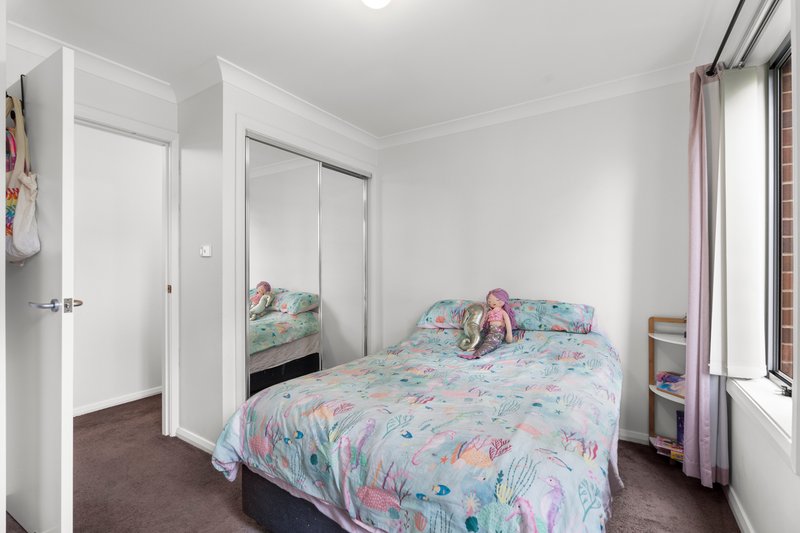 Photo - 2/6-7 Hayden Close, Watanobbi NSW 2259 - Image 10