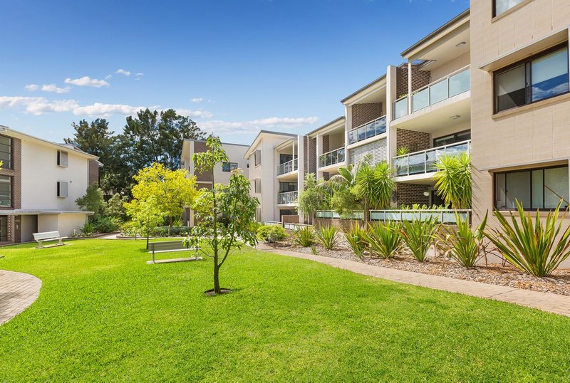 Photo - 2/6-8 Banksia Road, Caringbah NSW 2229 - Image 2