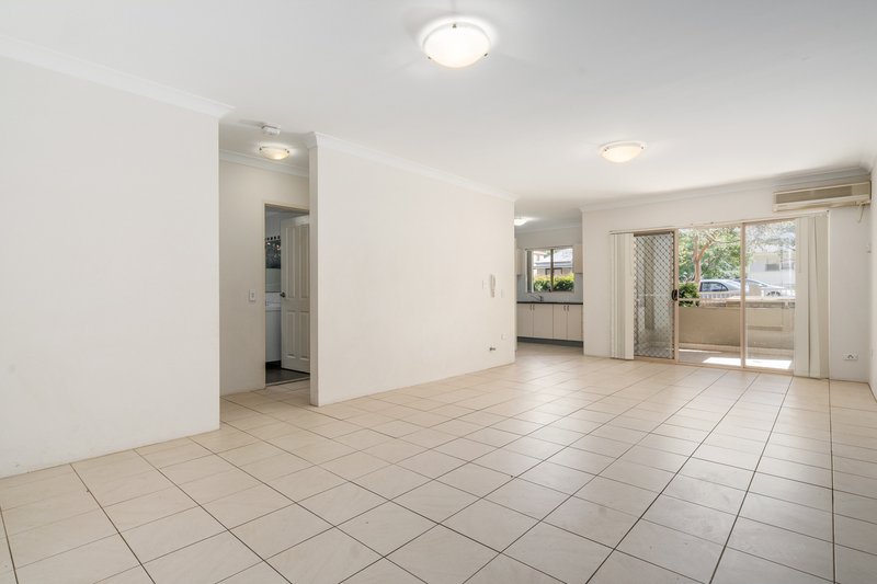 Photo - 2/6-8 Hargrave Road, Auburn NSW 2144 - Image 2