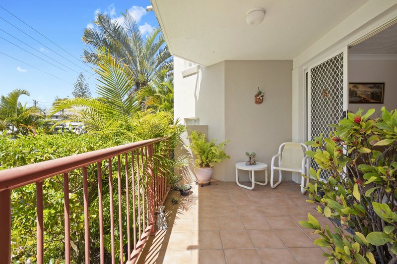 Photo - 2/6-8 Petrel Avenue, Mermaid Beach QLD 4218 - Image 20