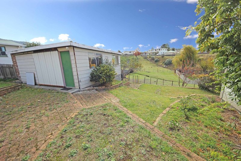 Photo - 26 Abbotsfield Road, Claremont TAS 7011 - Image 9