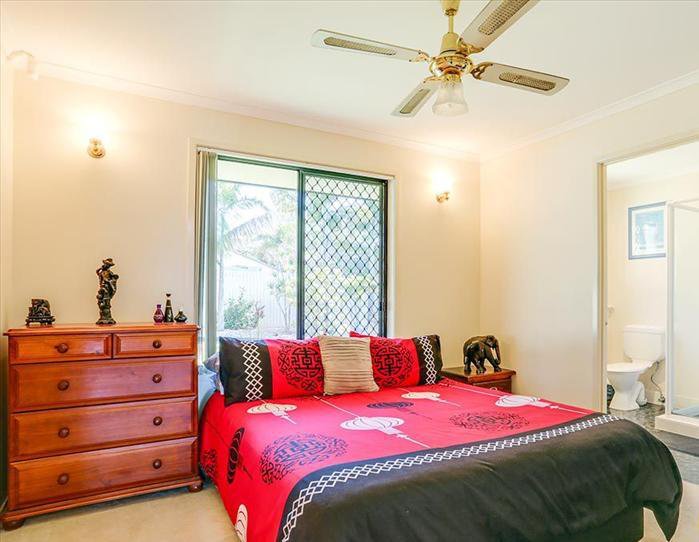 Photo - 26 Aberfoyle Drive, Deception Bay QLD 4508 - Image 9