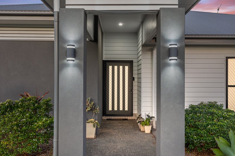 Photo - 26 Abode Way, Kawungan QLD 4655 - Image 2