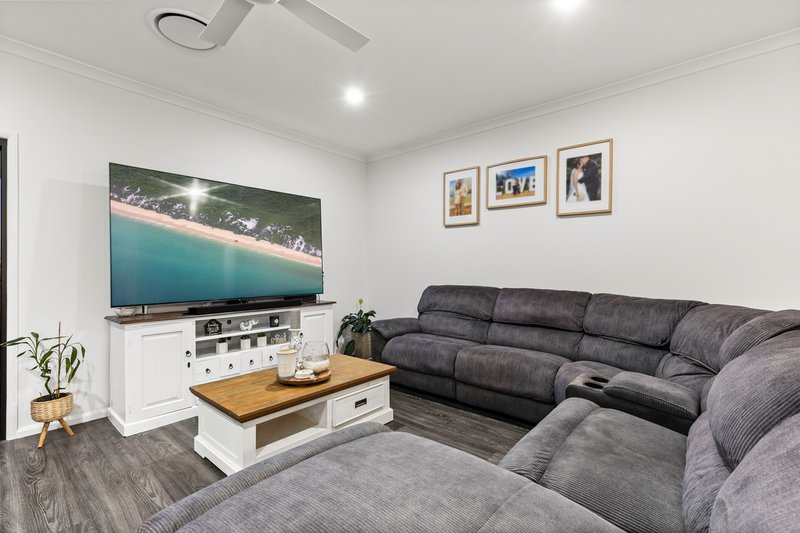 Photo - 26 Abode Way, Kawungan QLD 4655 - Image 13
